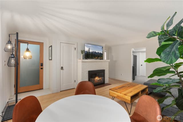 Property photo for 8731 13th Avenue NW, Seattle photo 4