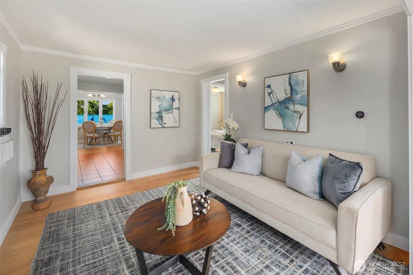 Property photo for 340 NE 53rd Street, Seattle photo 6