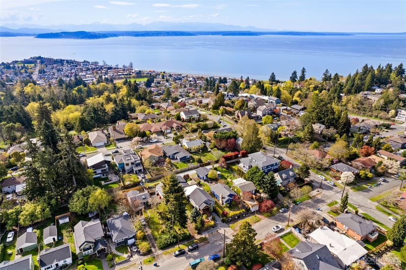 Property photo for 3019 Garlough Avenue SW, Seattle photo 38