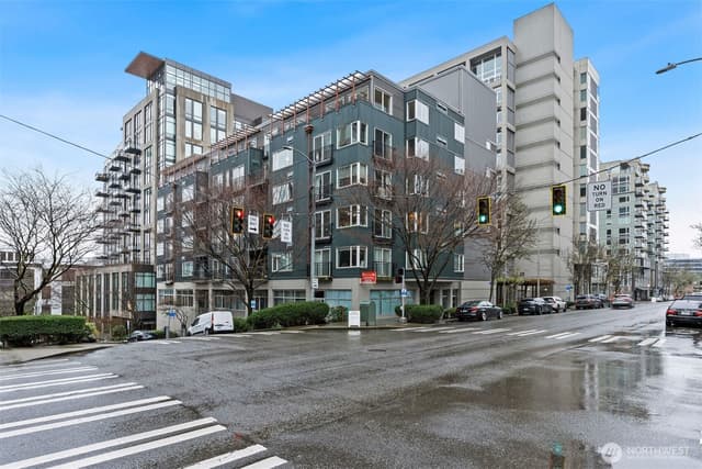 Property photo for 2717 Western Avenue #624, Seattle