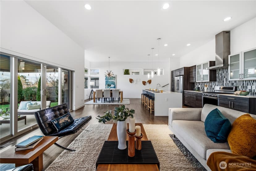 Property photo for 2447 S Spencer Street, Seattle photo 4