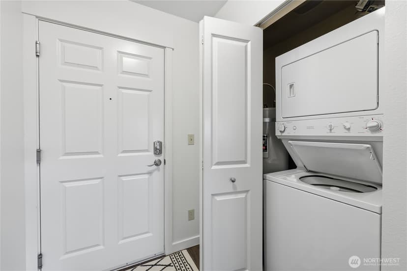 Property photo for 300 High School Road NE #300, Bainbridge Island photo 21