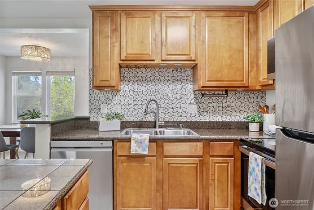 Property photo for 20324 Bothell-Everett Highway #F204, Bothell photo 4