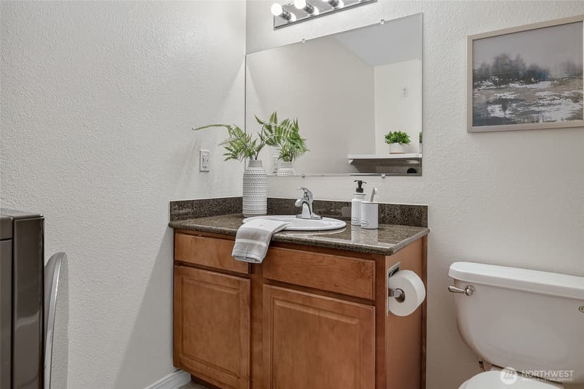 Property photo for 20324 Bothell-Everett Highway #F204, Bothell photo 11