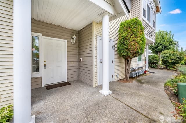 Property photo for 6834 20th St E #1, Fife photo 2