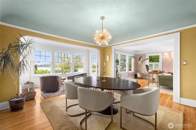Property photo for 246 Dorffel Drive E, Seattle photo 11