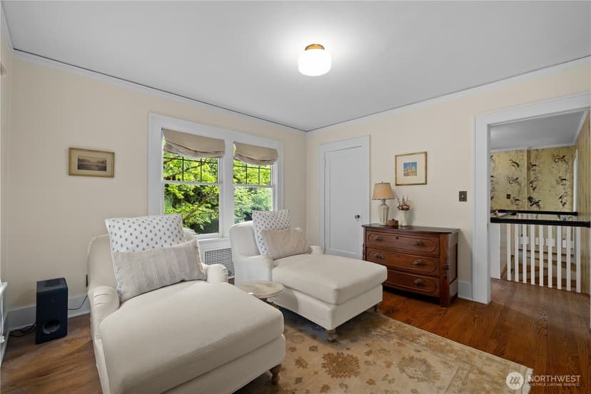 Property photo for 246 Dorffel Drive E, Seattle photo 26