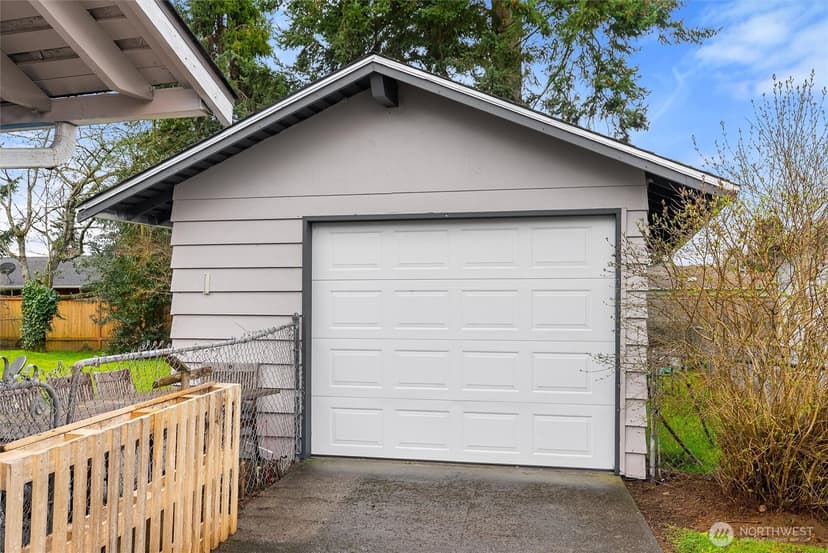 Property photo for 4602 94th Place NE, Marysville photo 28