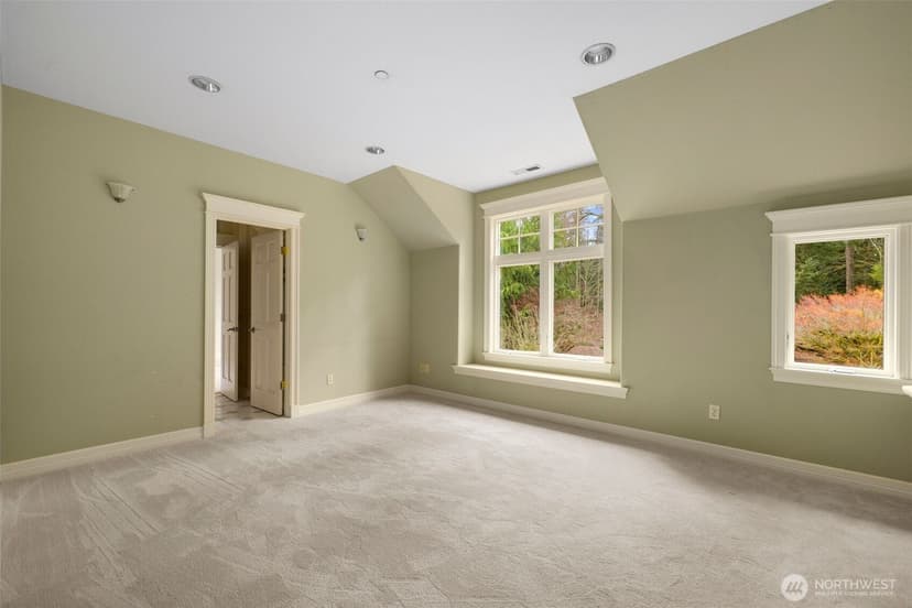 Property photo for 22025 NE 82nd Place, Redmond photo 17
