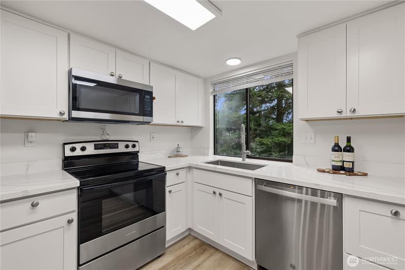 Property photo for 1112 S 23rd Street, Renton photo 8