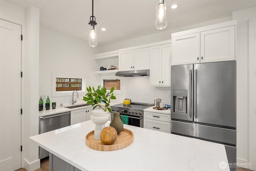Property photo for 7637 46th Avenue S #A, Seattle photo 14