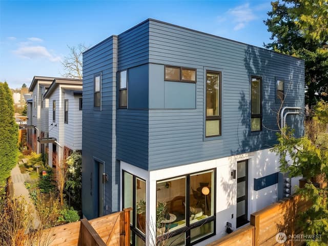 Property photo for 7637 46th Avenue S #A, Seattle photo 2