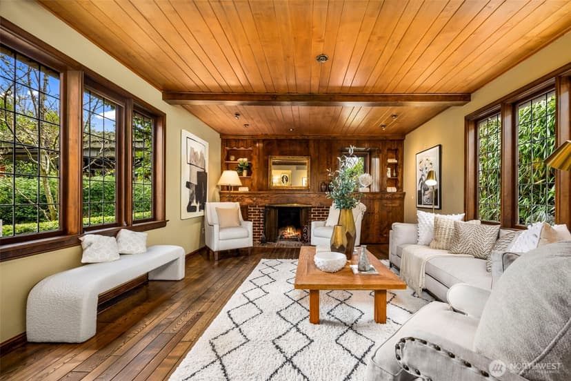 Property photo for 4006 NE 38th Street, Seattle photo 10