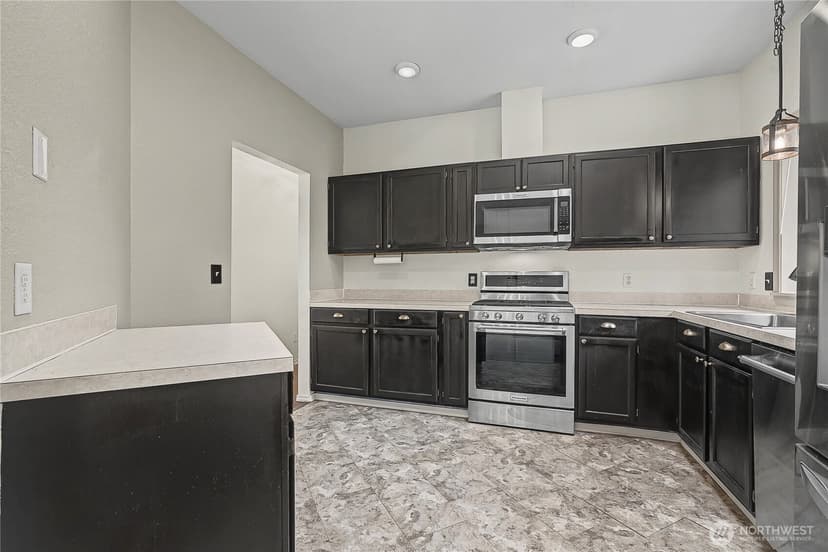 Property photo for 7239 Long Lake Road SE, Port Orchard photo 8