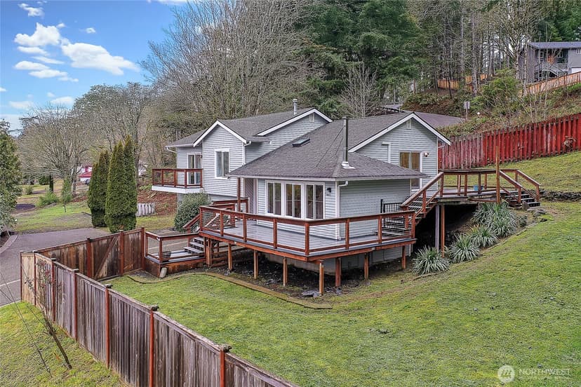 Property photo for 7239 Long Lake Road SE, Port Orchard photo 2