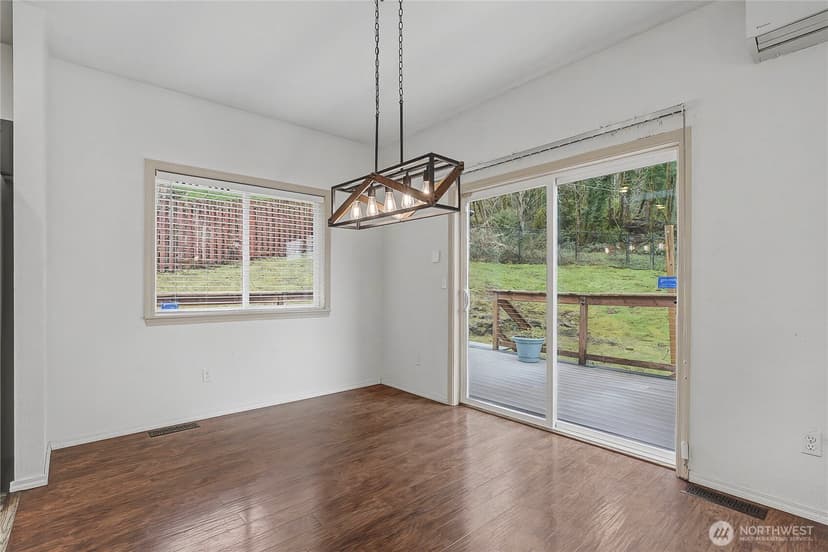 Property photo for 7239 Long Lake Road SE, Port Orchard photo 5