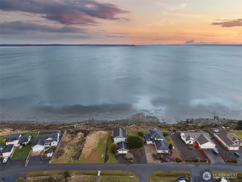 Property photo for 138 Sunrise Avenue SE, Ocean Shores photo 36
