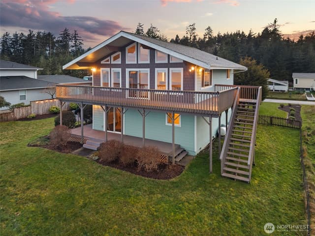 Property photo for 138 Sunrise Avenue SE, Ocean Shores photo 2