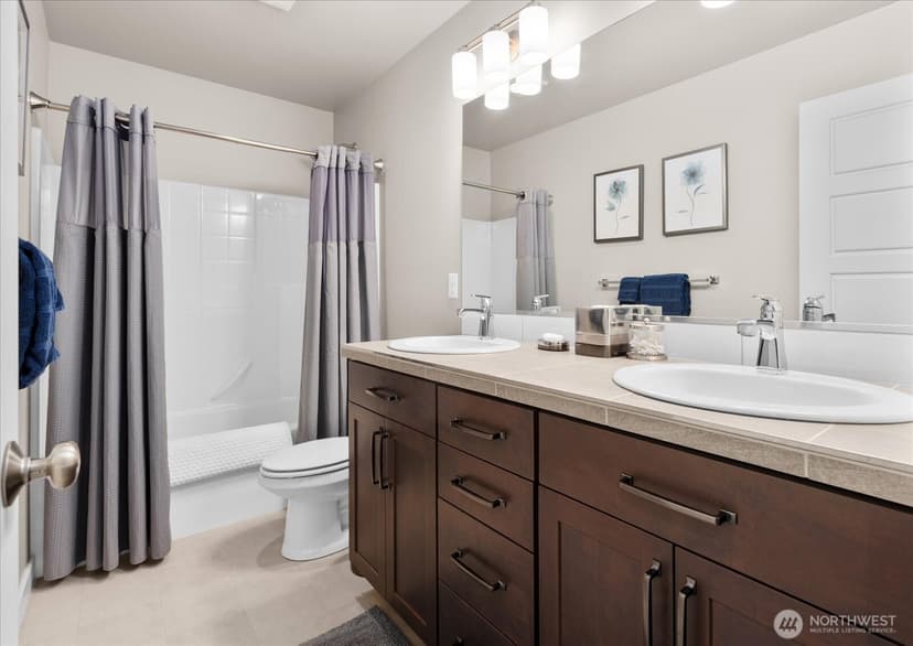 Property photo for 715 153rd Street SW, Lynnwood photo 28