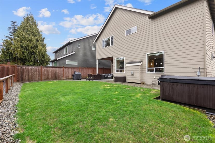 Property photo for 715 153rd Street SW, Lynnwood photo 35