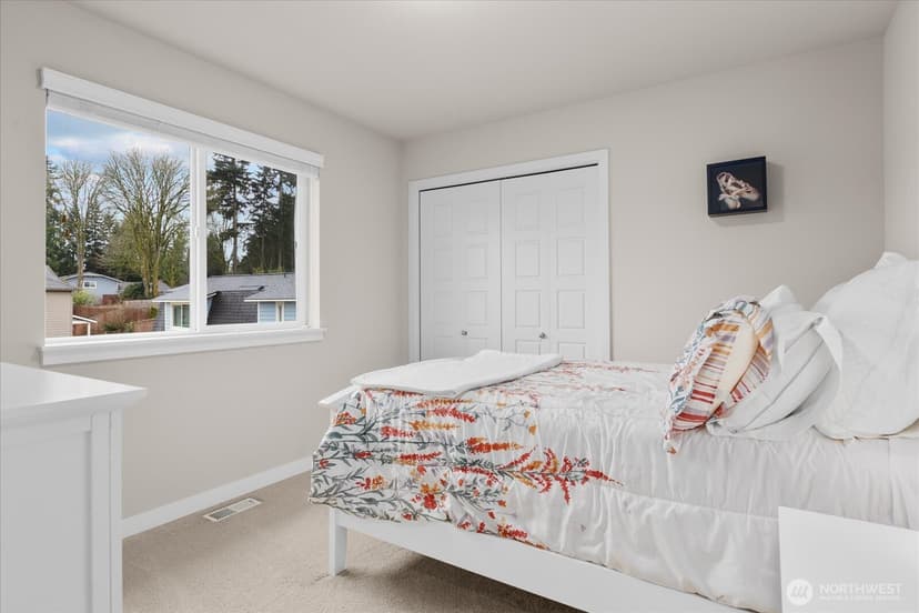 Property photo for 715 153rd Street SW, Lynnwood photo 30