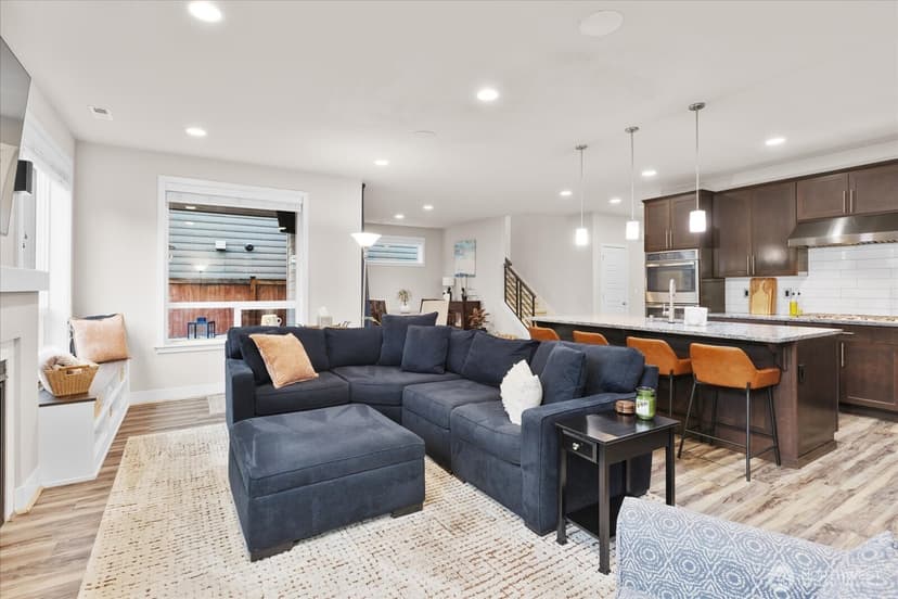 Property photo for 715 153rd Street SW, Lynnwood photo 13