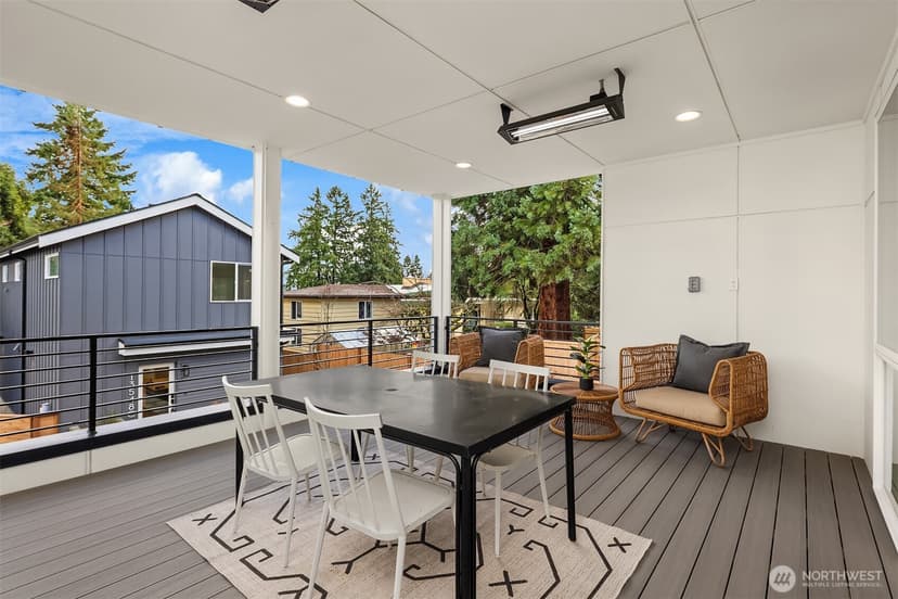 Property photo for 13548 39th Avenue NE, Seattle photo 15