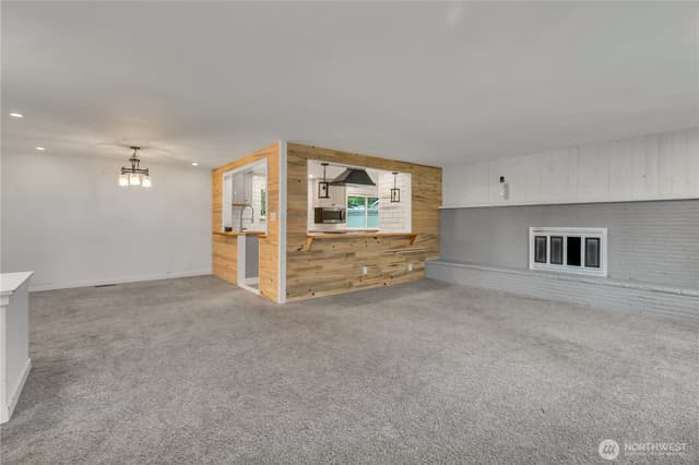 Property photo for 812 Maplewood Avenue, Kent photo 5