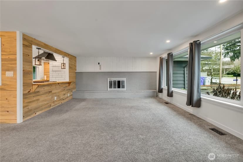 Property photo for 812 Maplewood Avenue, Kent photo 3
