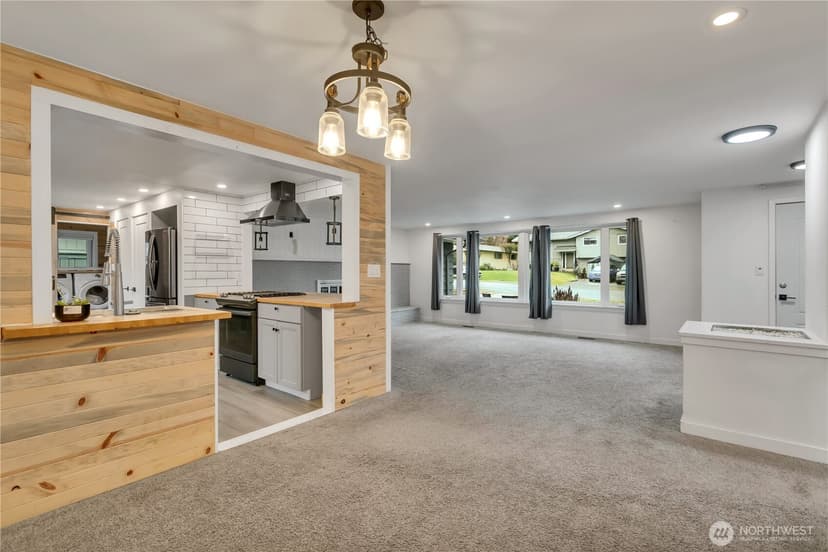 Property photo for 812 Maplewood Avenue, Kent photo 6