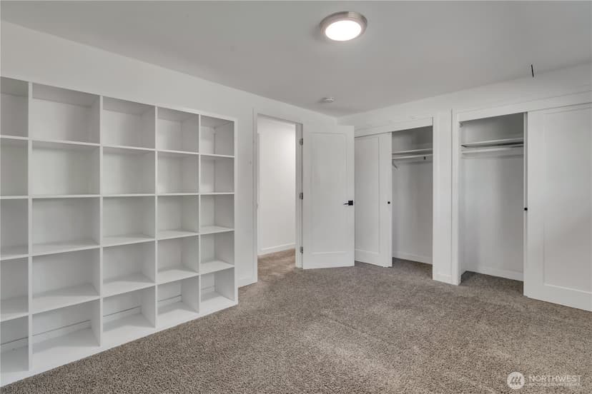 Property photo for 812 Maplewood Avenue, Kent photo 19