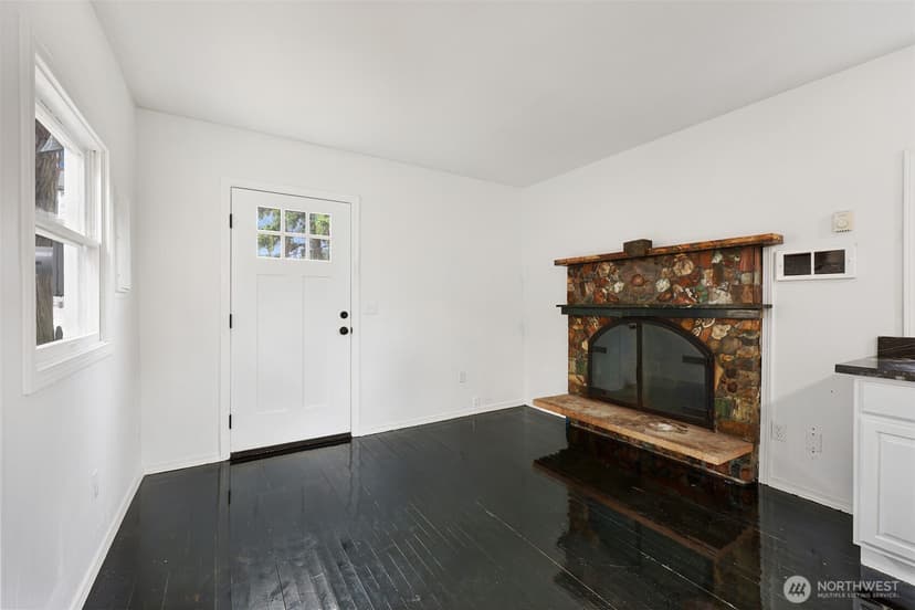 Property photo for 5302 S 137th Street, Tukwila photo 7
