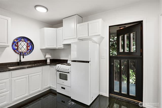Property photo for 5302 S 137th Street, Tukwila photo 5