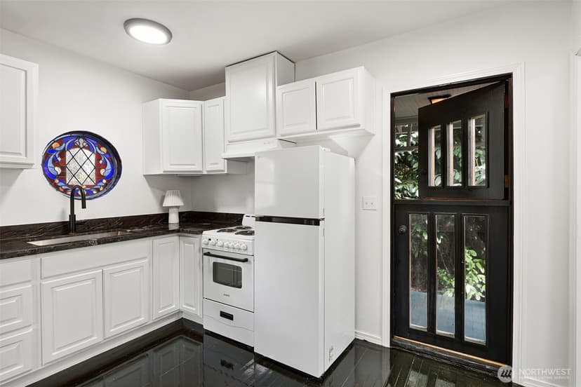 Property photo for 5302 S 137th Street, Tukwila photo 5