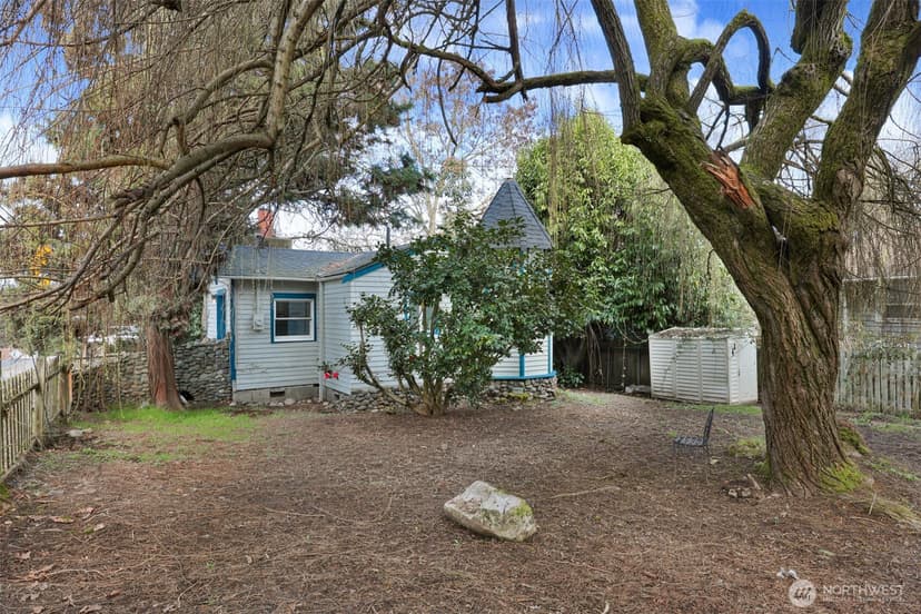 Property photo for 5302 S 137th Street, Tukwila photo 14