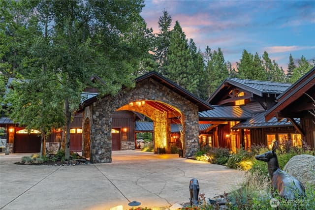 Property photo for 820 Iron Monarch Loop, Cle Elum photo 3