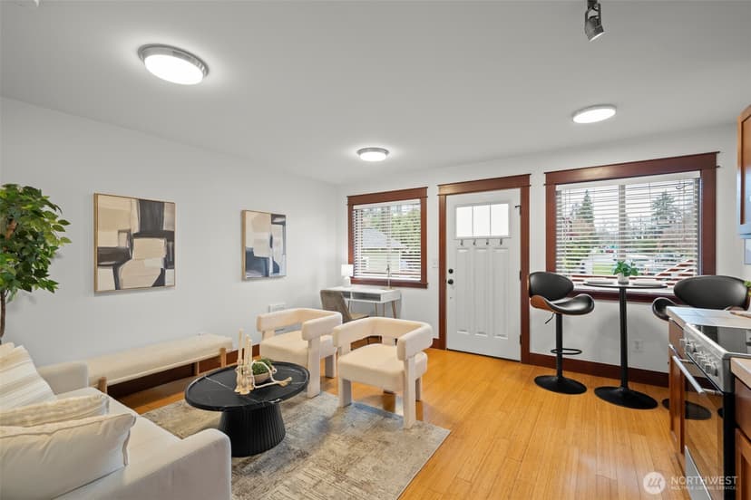 Property photo for 461 N 45th Street #1, Seattle photo 11