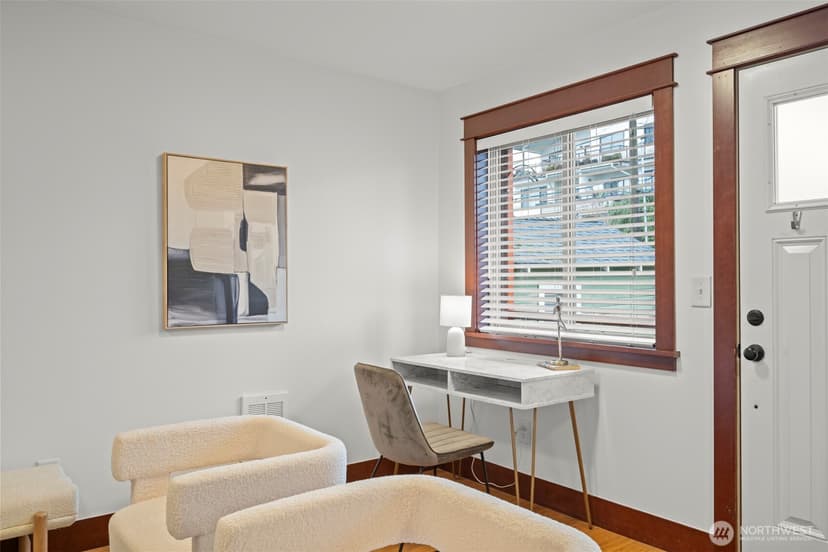 Property photo for 461 N 45th Street #1, Seattle photo 5