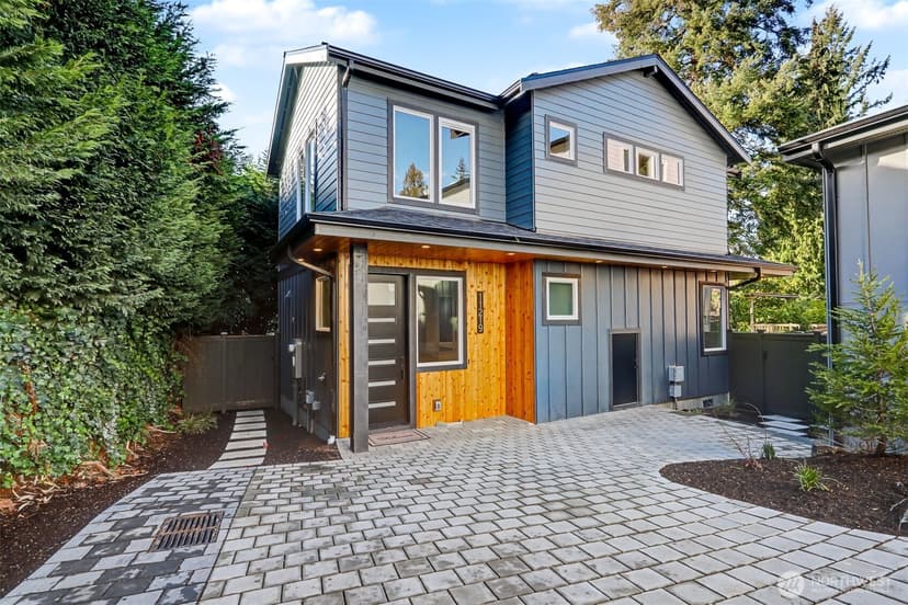 Property photo for 11219 NE 95th Street, Kirkland photo 32