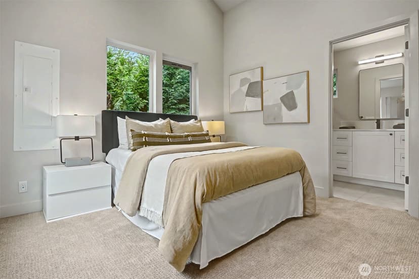 Property photo for 11219 NE 95th Street, Kirkland photo 26