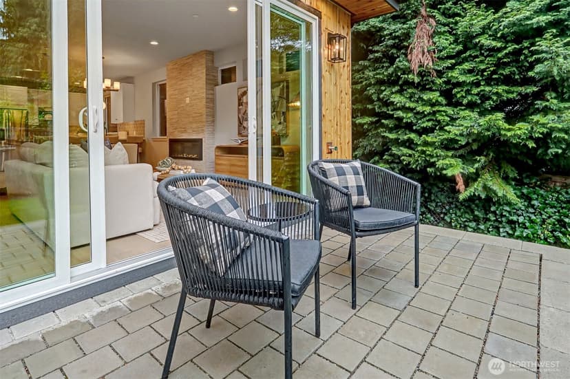Property photo for 11219 NE 95th Street, Kirkland photo 18