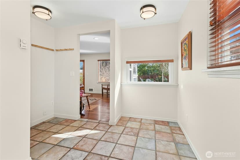 Property photo for 14051 1st Avenue NW, Seattle photo 8