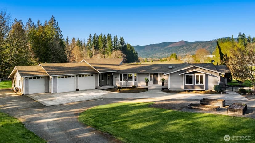 Property photo for 26808 SE 216th Street, Maple Valley photo 6