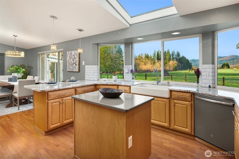 Property photo for 26808 SE 216th Street, Maple Valley photo 29