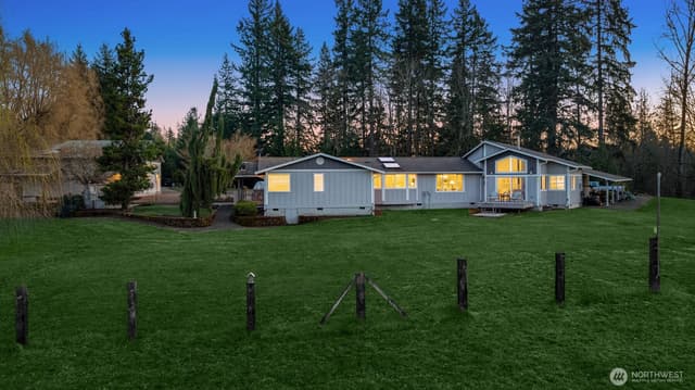 Property photo for 26808 SE 216th Street, Maple Valley photo 4