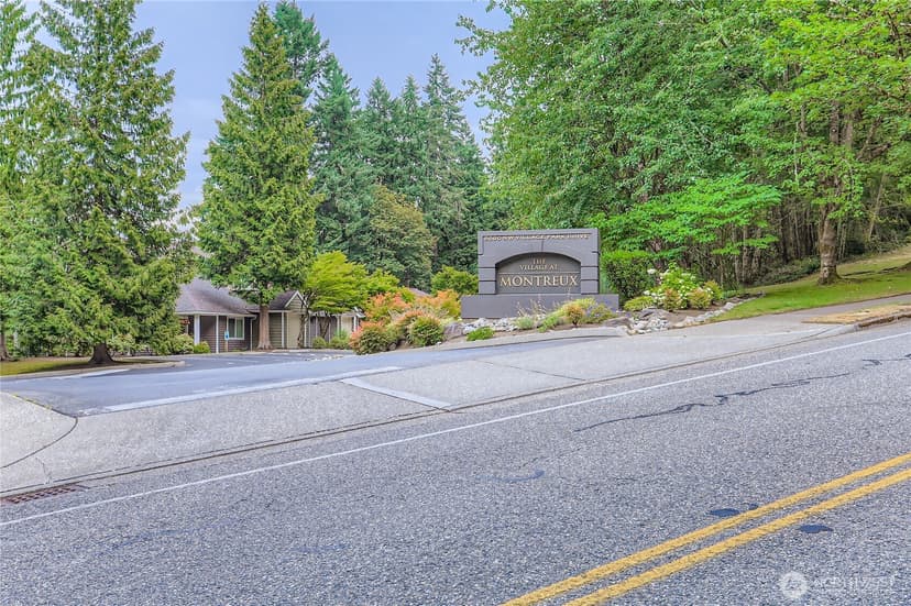 Property photo for 5000 NW Village Park Drive #B-111, Issaquah photo 14