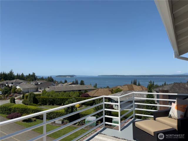Property photo for 1621 Edgemoor Lane, Everett