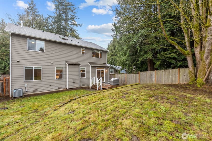 Property photo for 11739 Corliss Avenue N, Seattle photo 37