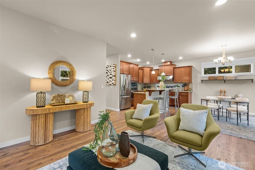 Property photo for 11739 Corliss Avenue N, Seattle photo 9