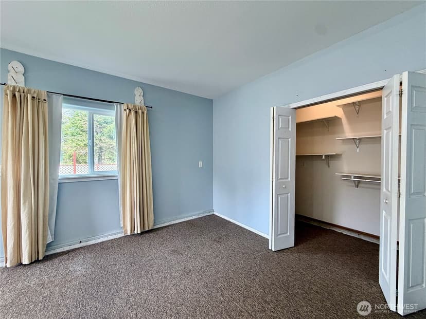 Property photo for 620 Chenois Avenue NE, Ocean Shores photo 31